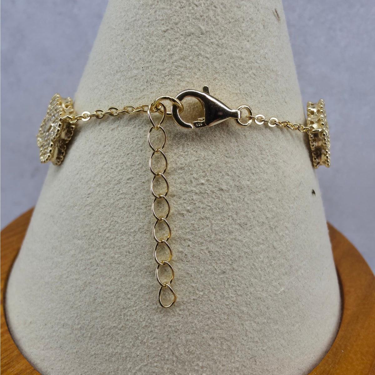 7+1" 12mm Pave Large Five-Motif Clover Bracelet Gold Plated 925 Silver
