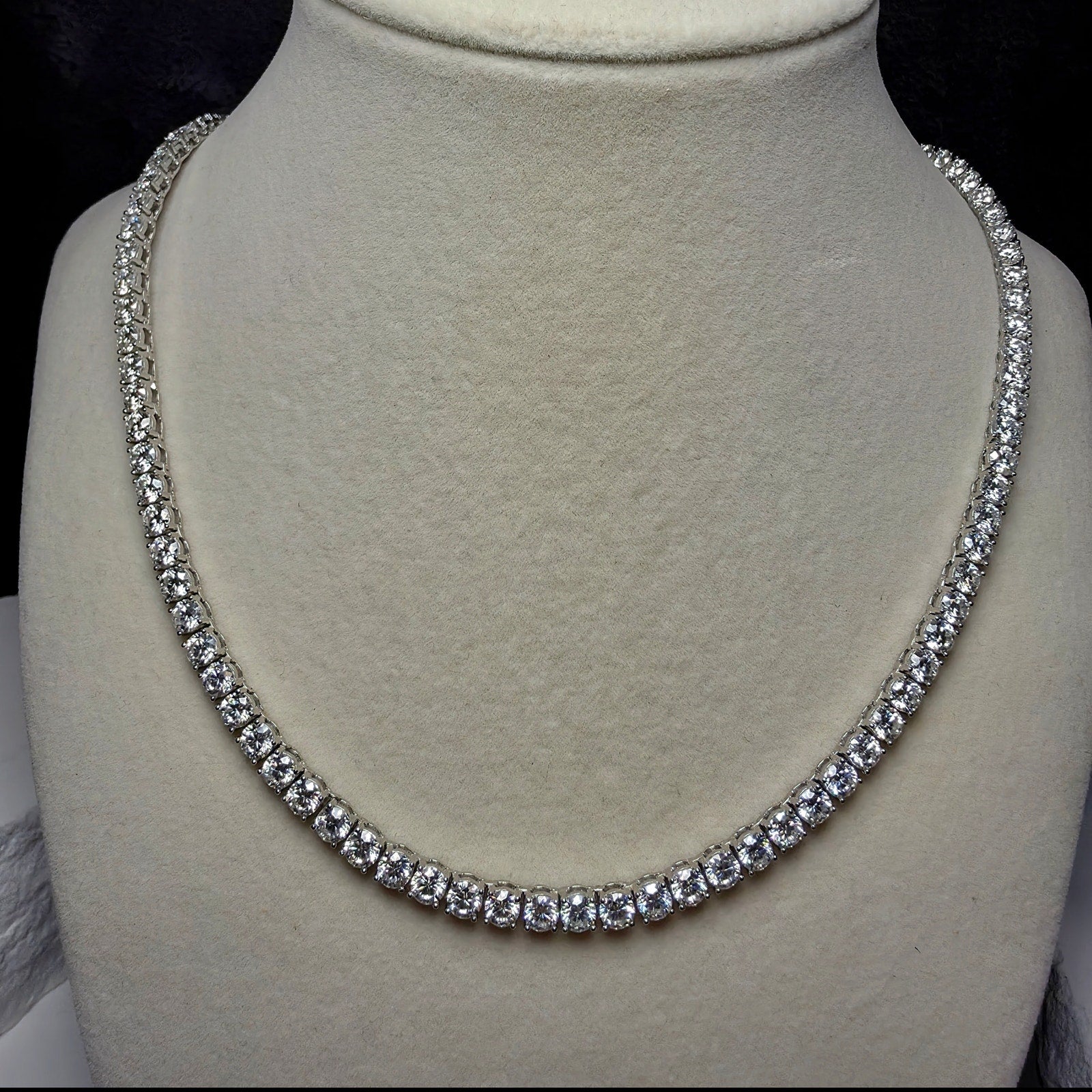 43.60CTW Moissanite Tennis Necklace in Solid 925 Sterling Silver (4mm, 24", 33.48g)