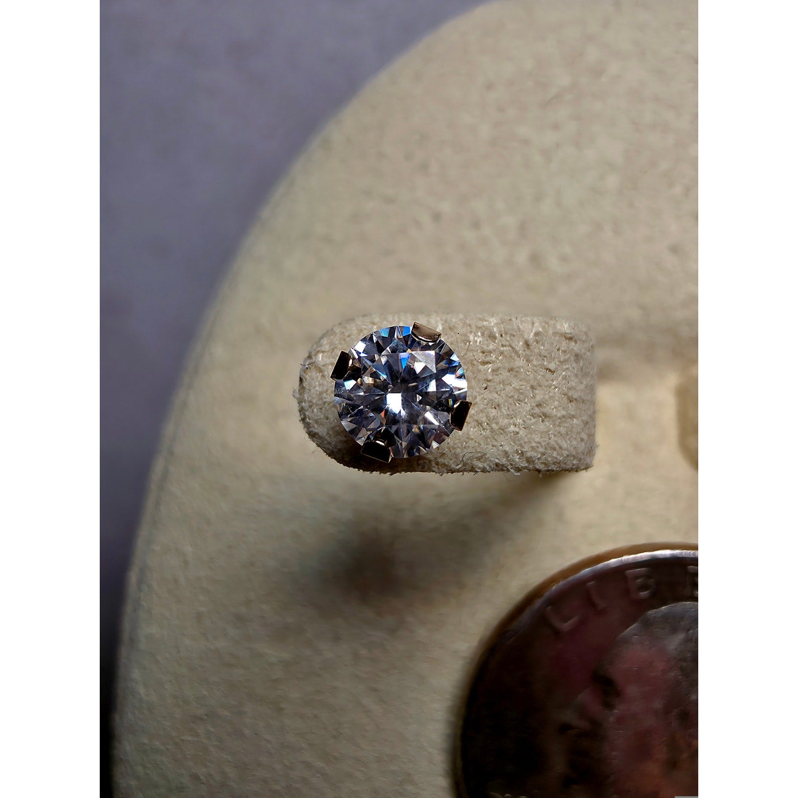 14k Solid Gold 5mm 0.90ctw Moissanite Stud Earrings w/GRA