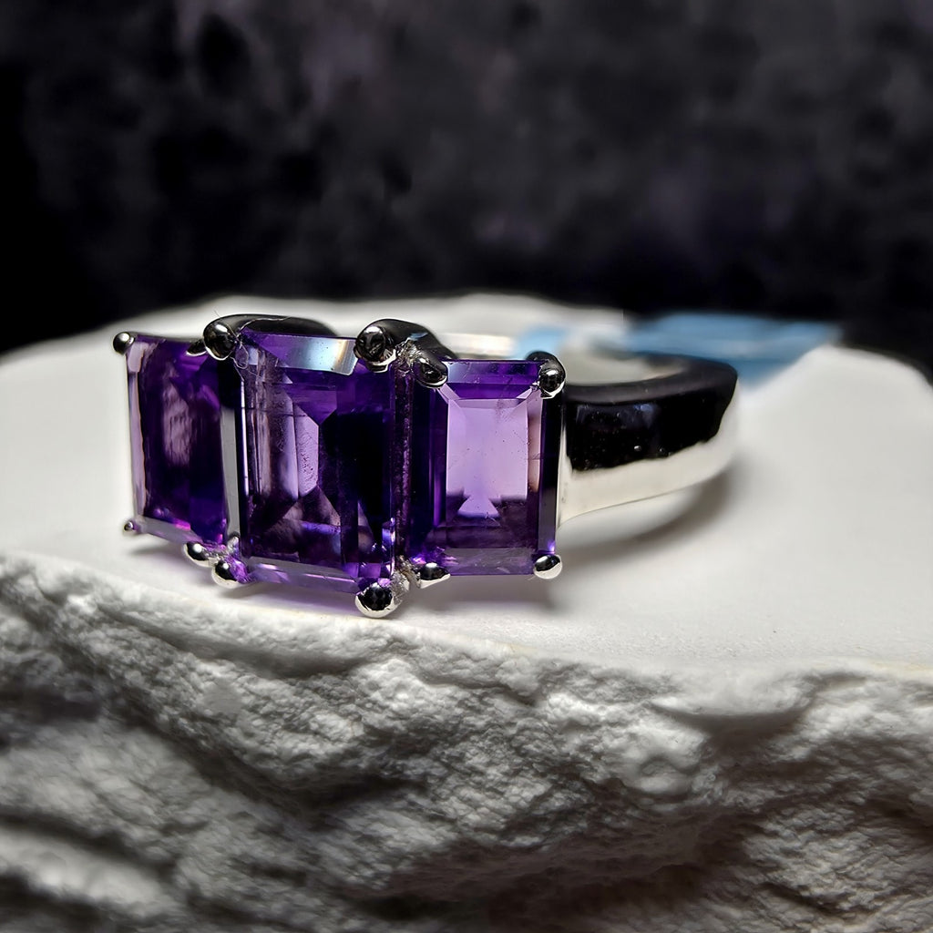 3-Stone Natural Purple Amethyst Ring 925 Sterling Silver Emerald Cut Size 8