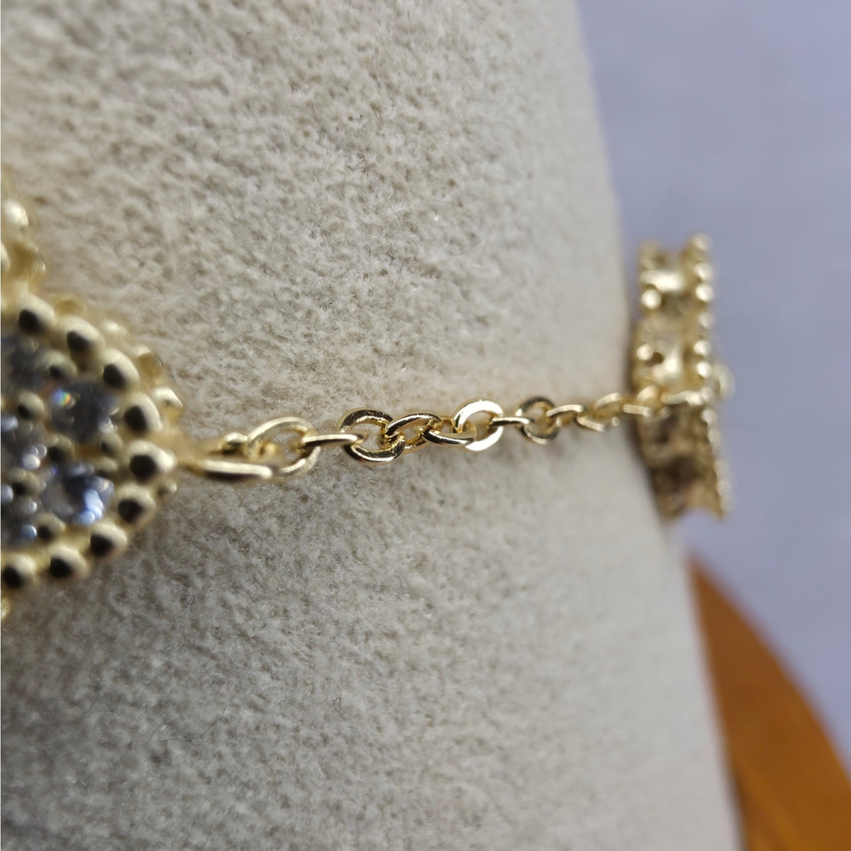 7+1" 12mm Pave Large Five-Motif Clover Bracelet Gold Plated 925 Silver