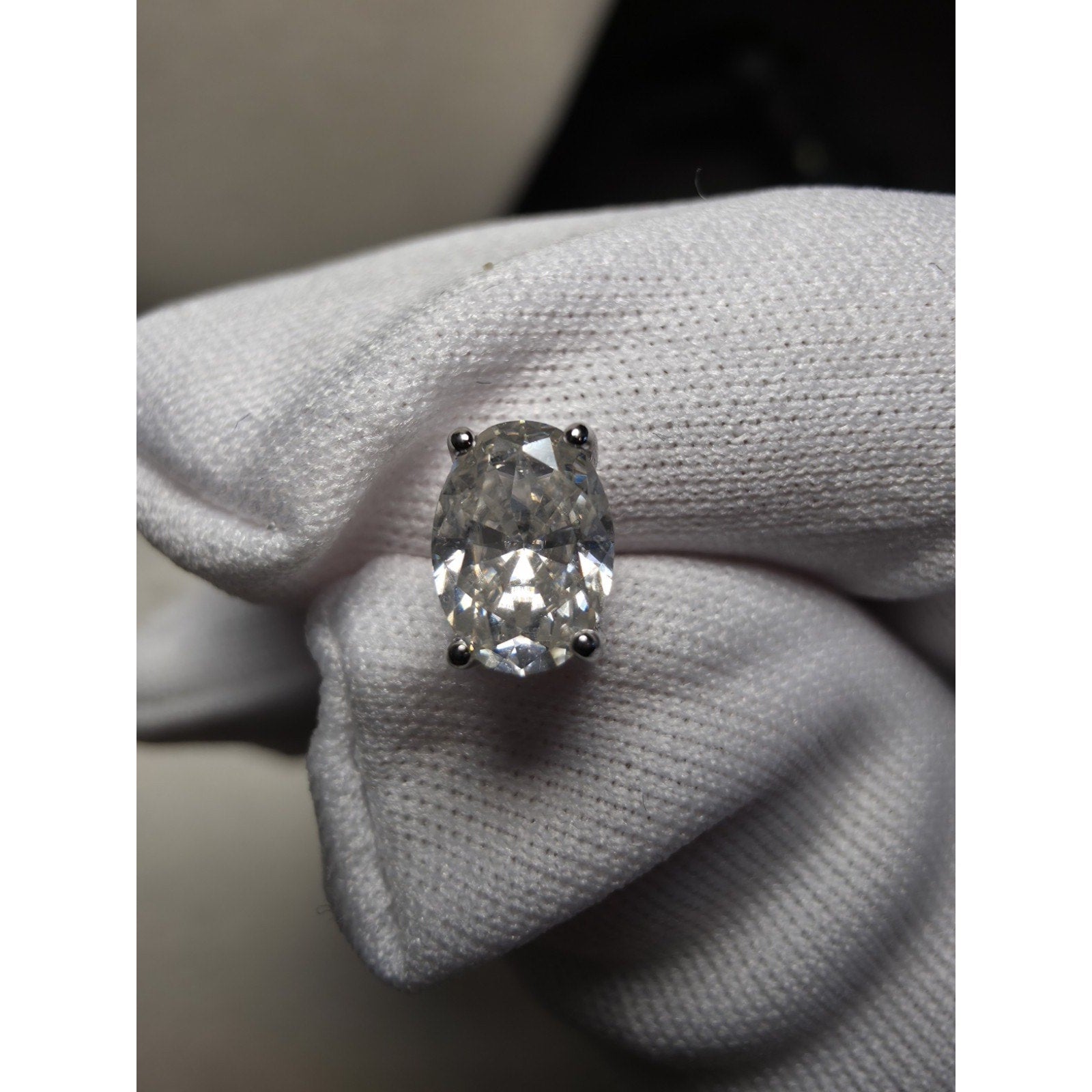 2.0CTW 7mm Oval Moissanite Stud Earrings Prong VVSD Color
