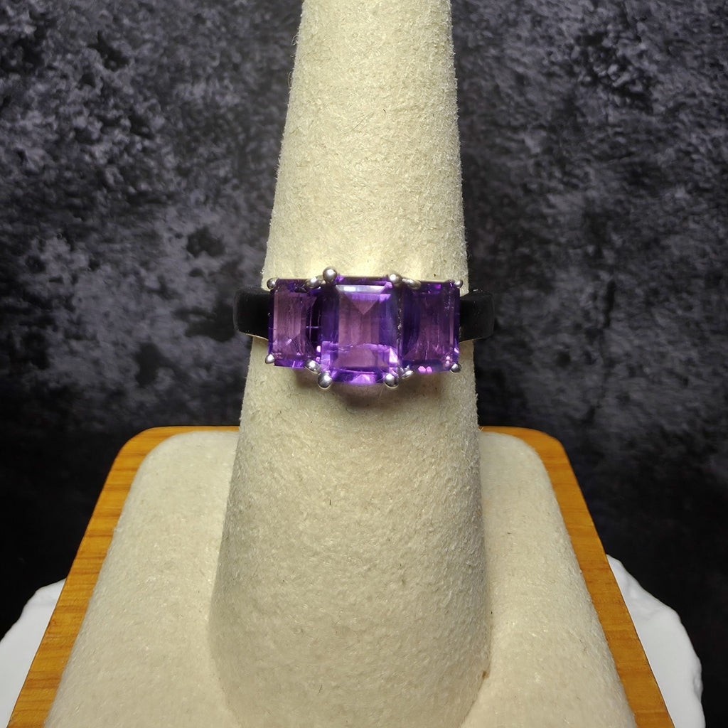 3-Stone Natural Purple Amethyst Ring 925 Sterling Silver Emerald Cut Size 8