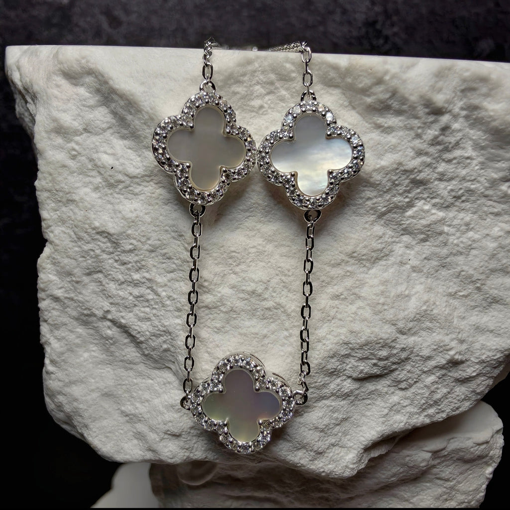 7+1" 0.44ctw Moissanite Mother of Pearl Clover Bracelet 925 Sterling Silver