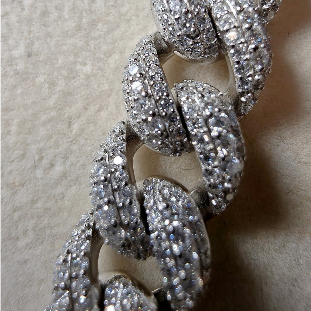 24" 10mm Hollow Moissanite Cuban Chain | 22.80 CTW VVS D, 925 Silver, 62g