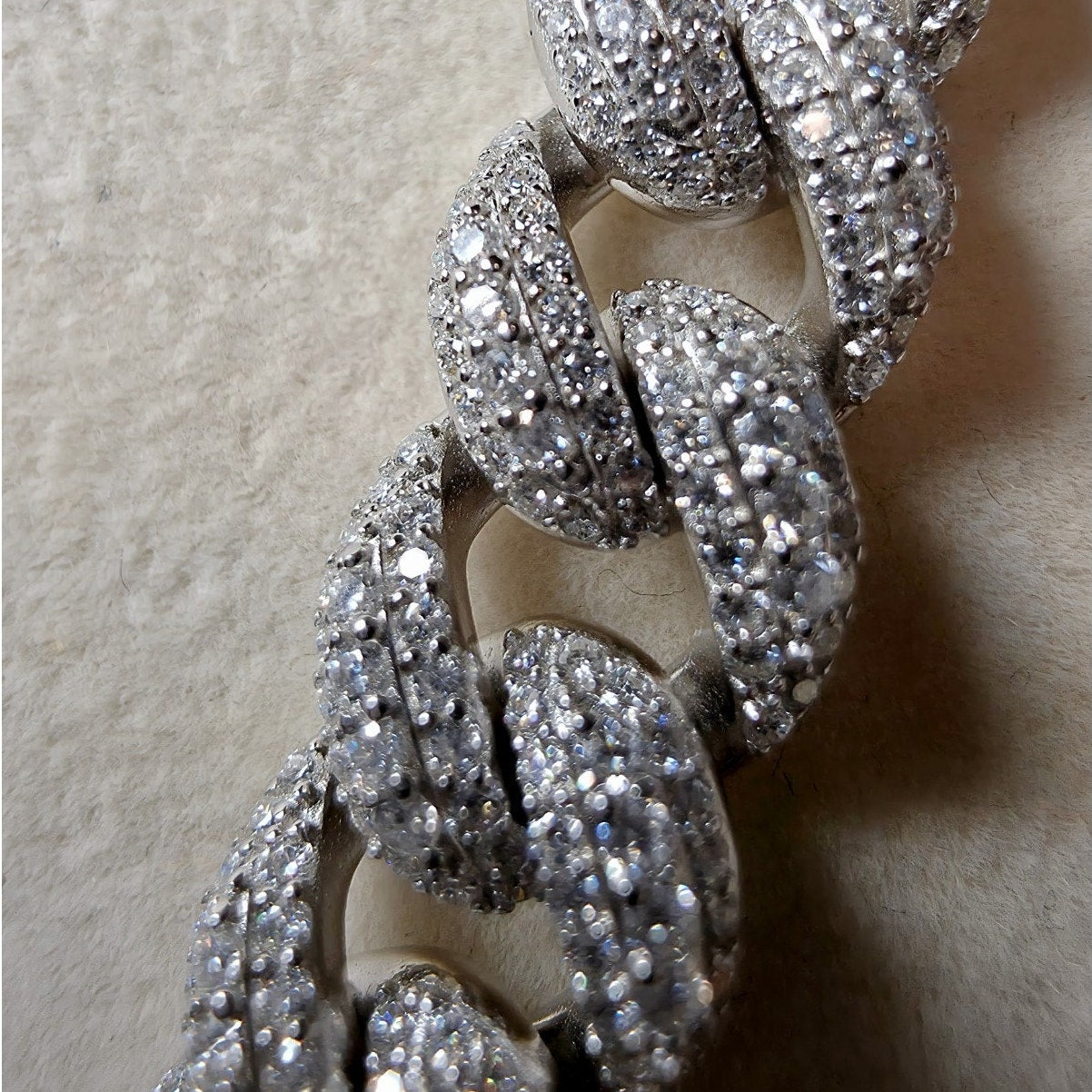 24" 10mm Hollow Moissanite Cuban Chain | 22.80 CTW VVS D, 925 Silver, 62g