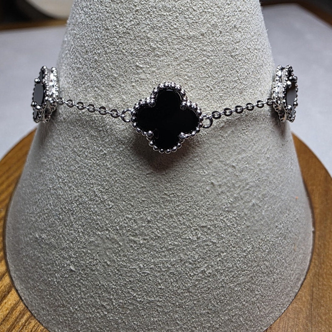7+1" Black Onyx Station 5-Clover Bracelet Solid 925 Sterling Silver