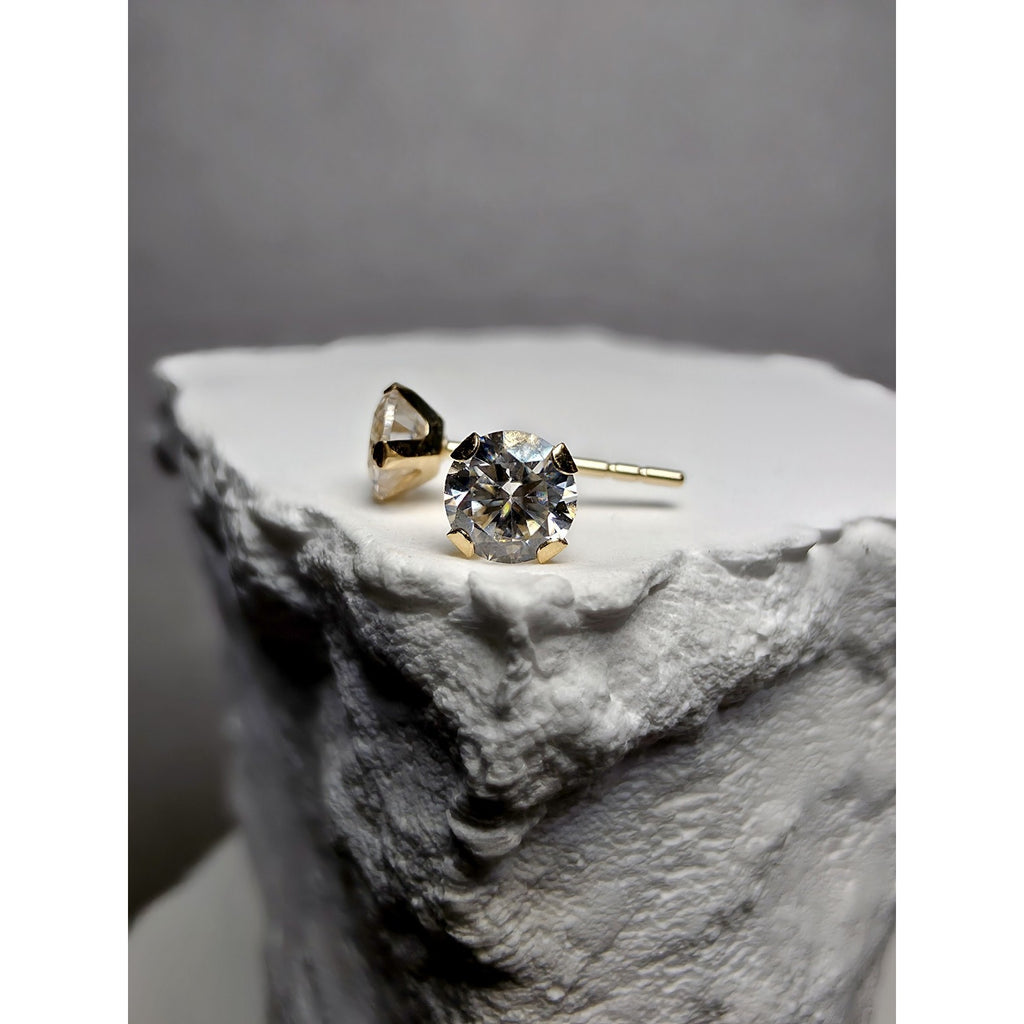 14k Solid Gold 4mm 0.47ct Moissanite Stud Earrings w/GRA Comfort back