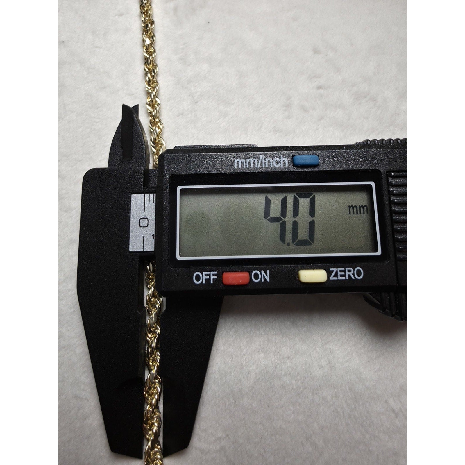 8" 4mm 10k Gold Diamond Cut Hollow Rope Stamped
