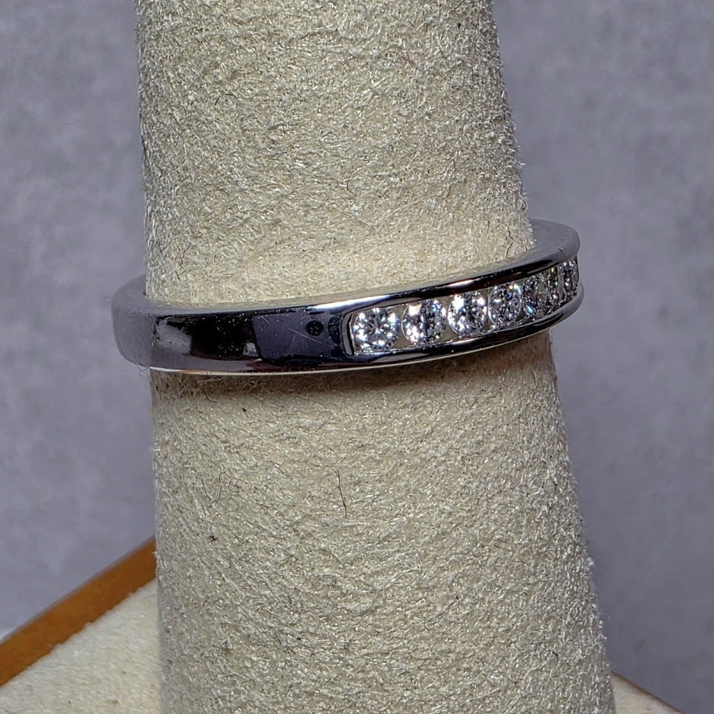Size 7 Lab-Created Diamond 0.25ctw Half Eternity Ring 925 Silver