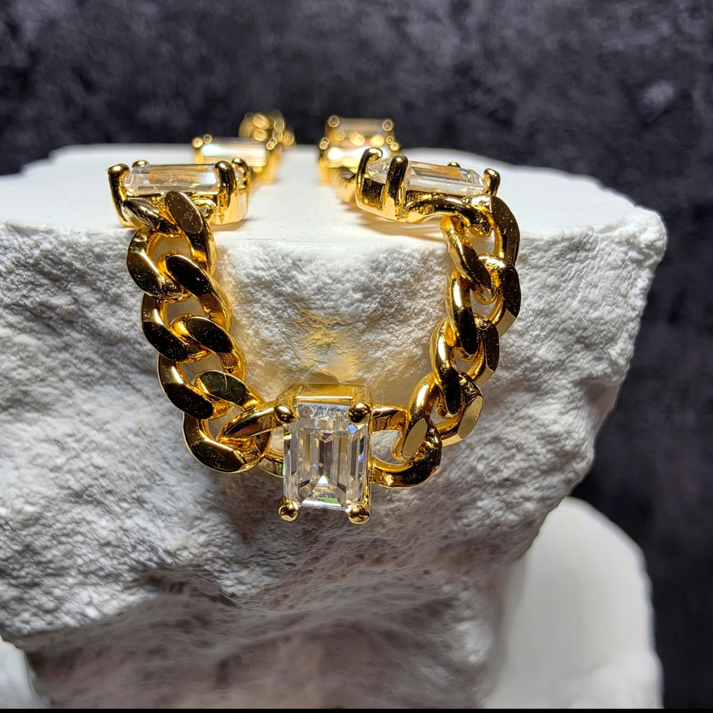 3.30 CTW Emerald-Cut VVS/D Moissanite Cuban Bracelet in Gold Over Silver (4.4mm, 7")
