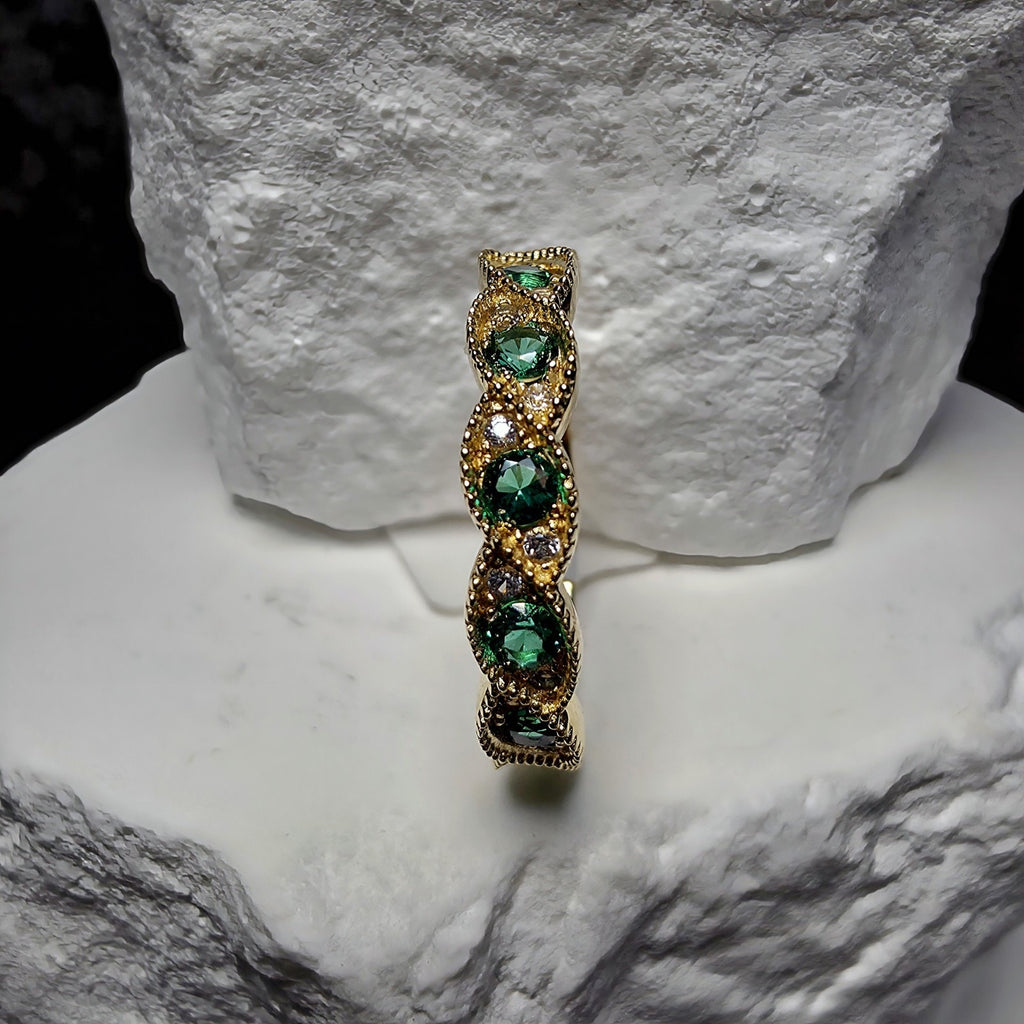 Genuine Emerald & White Sapphire Milgrain Infinity Wave Ring Size 7